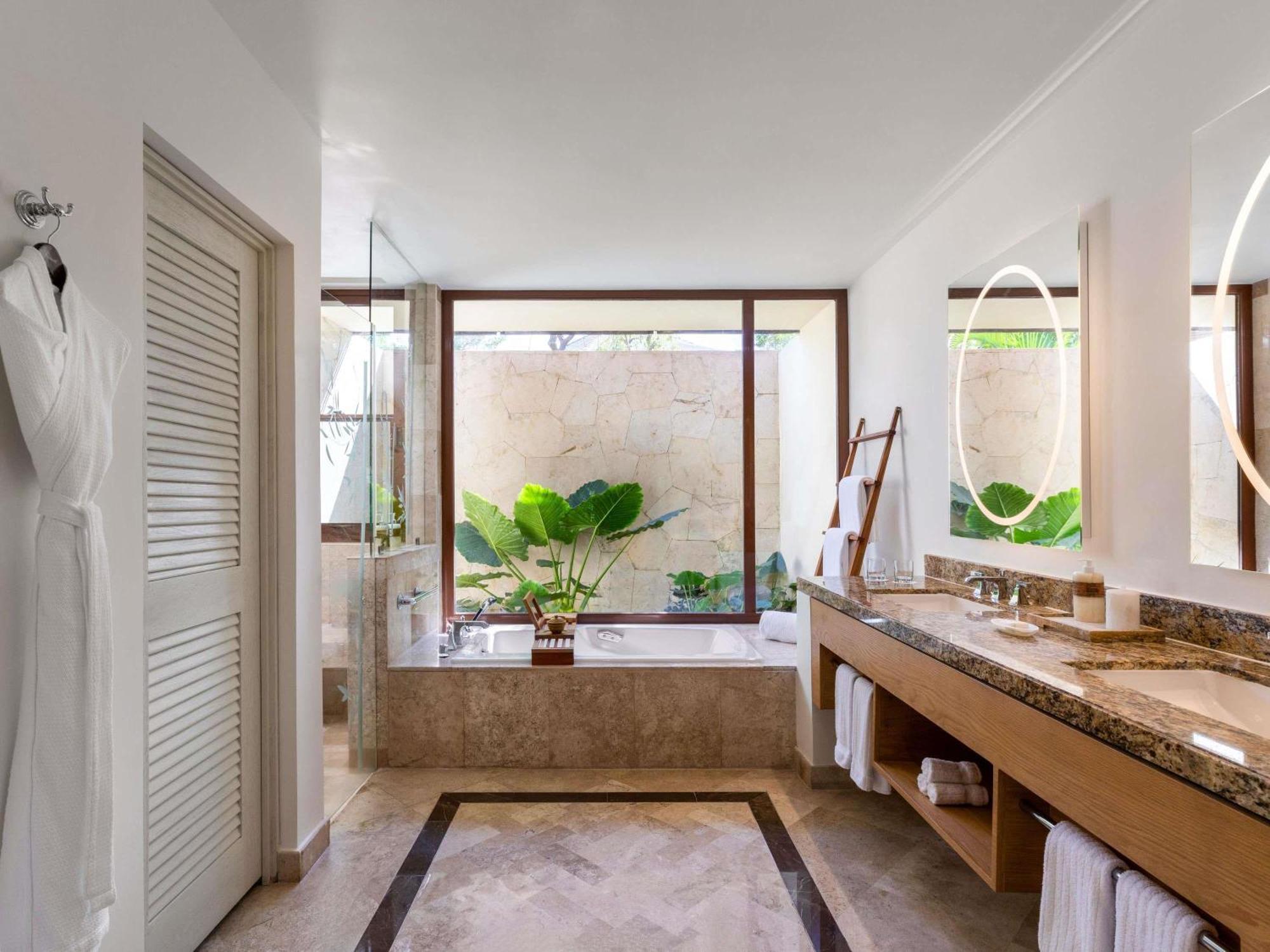 Deluxe Casita Two Queen Beds Soaking Tub Garden View,1771765426:JPEG