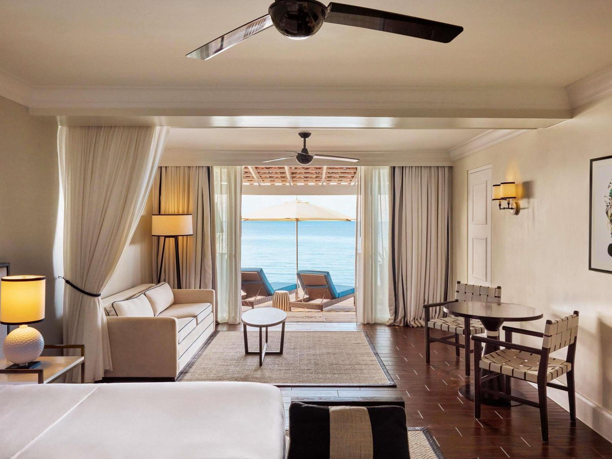 Beachfront King Room - Accessible