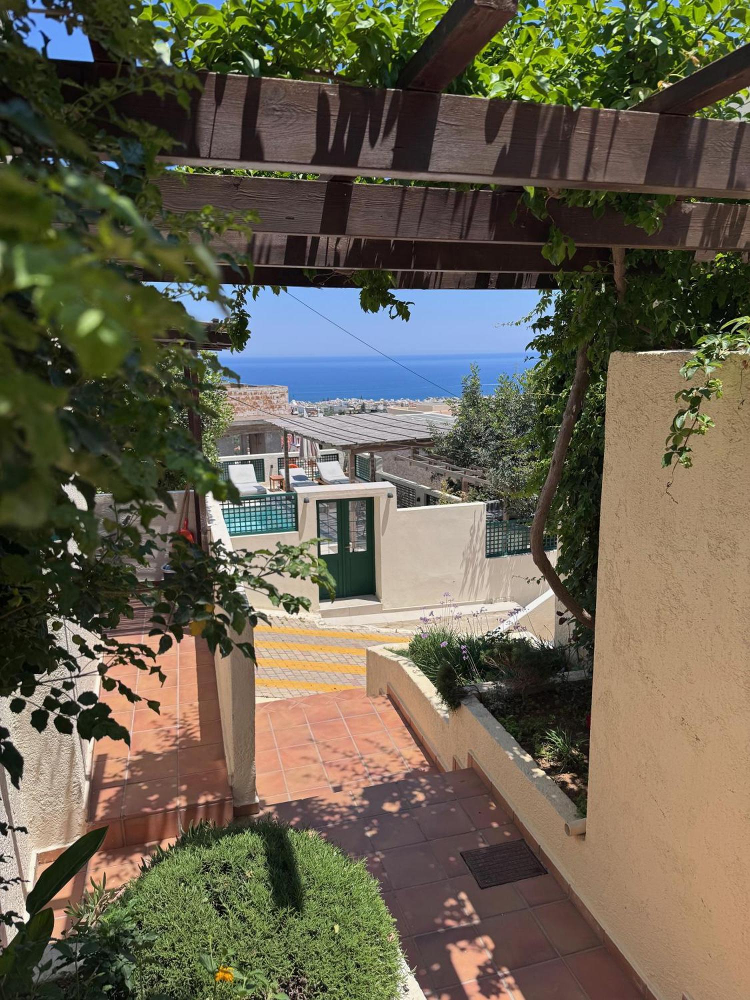 Deluxe Suite Sea View