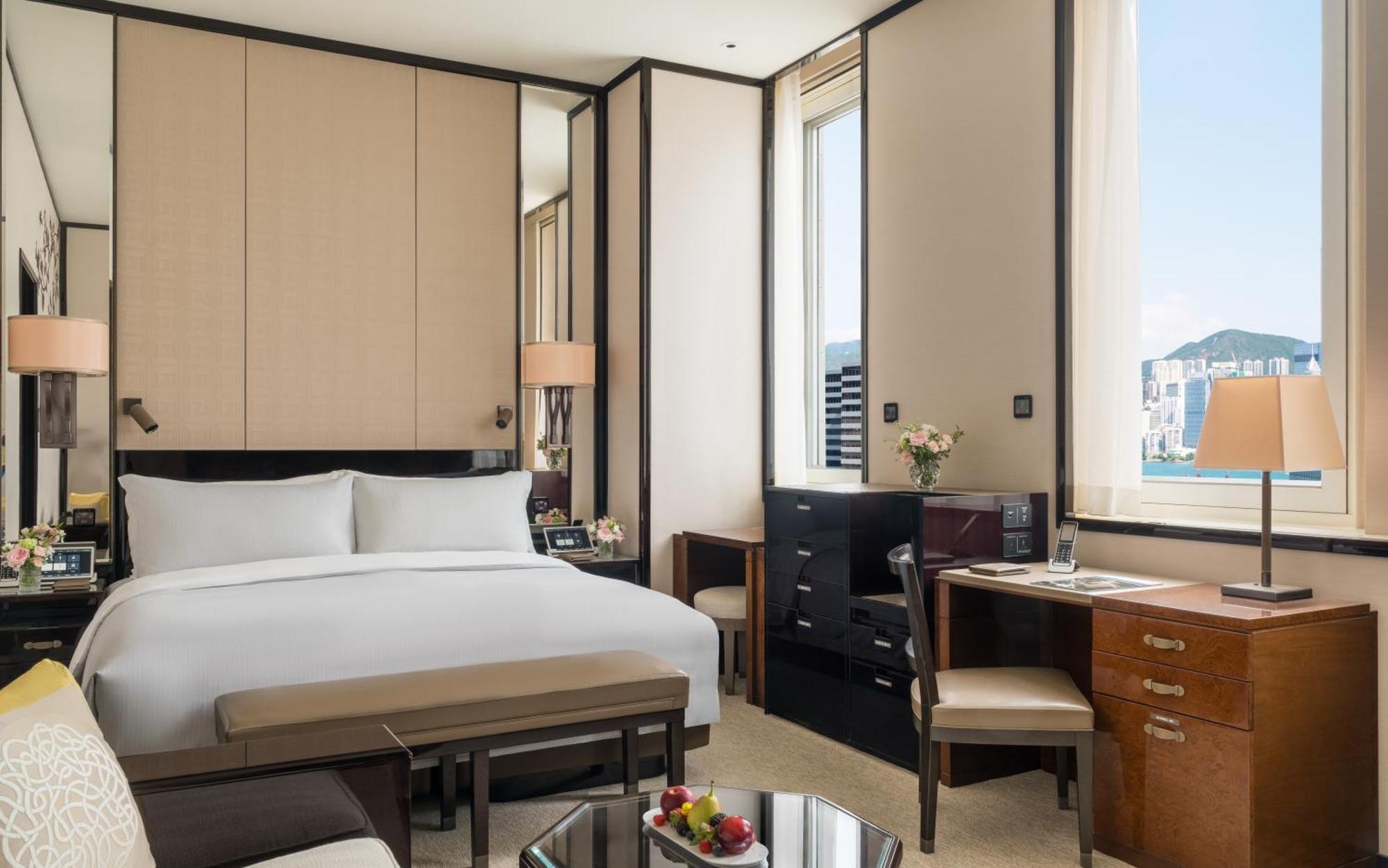 Chambre de Luxe avec Lit King-Size et Vue sur la Cour