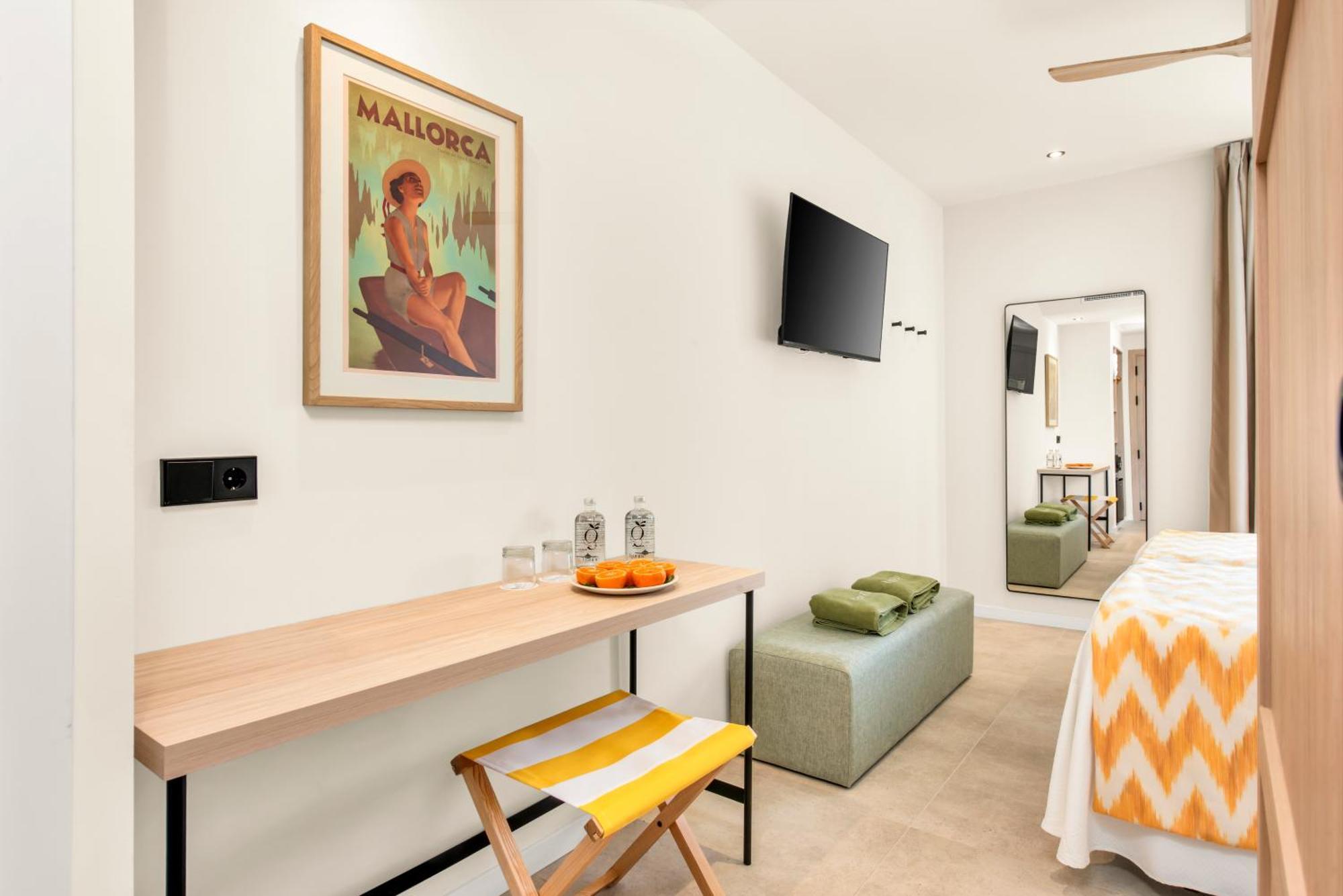 Double or Twin Room Unlimited Brunch