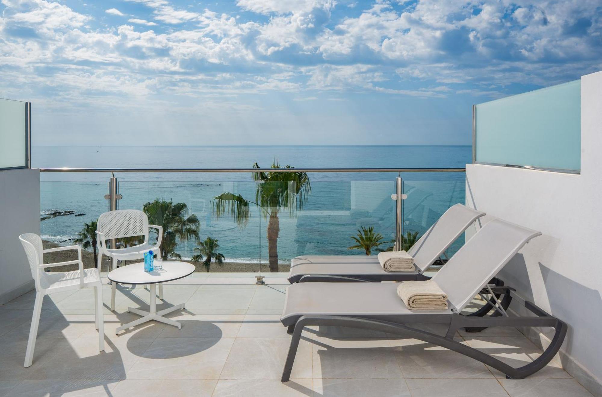 Premium Room with Solarium Sea View