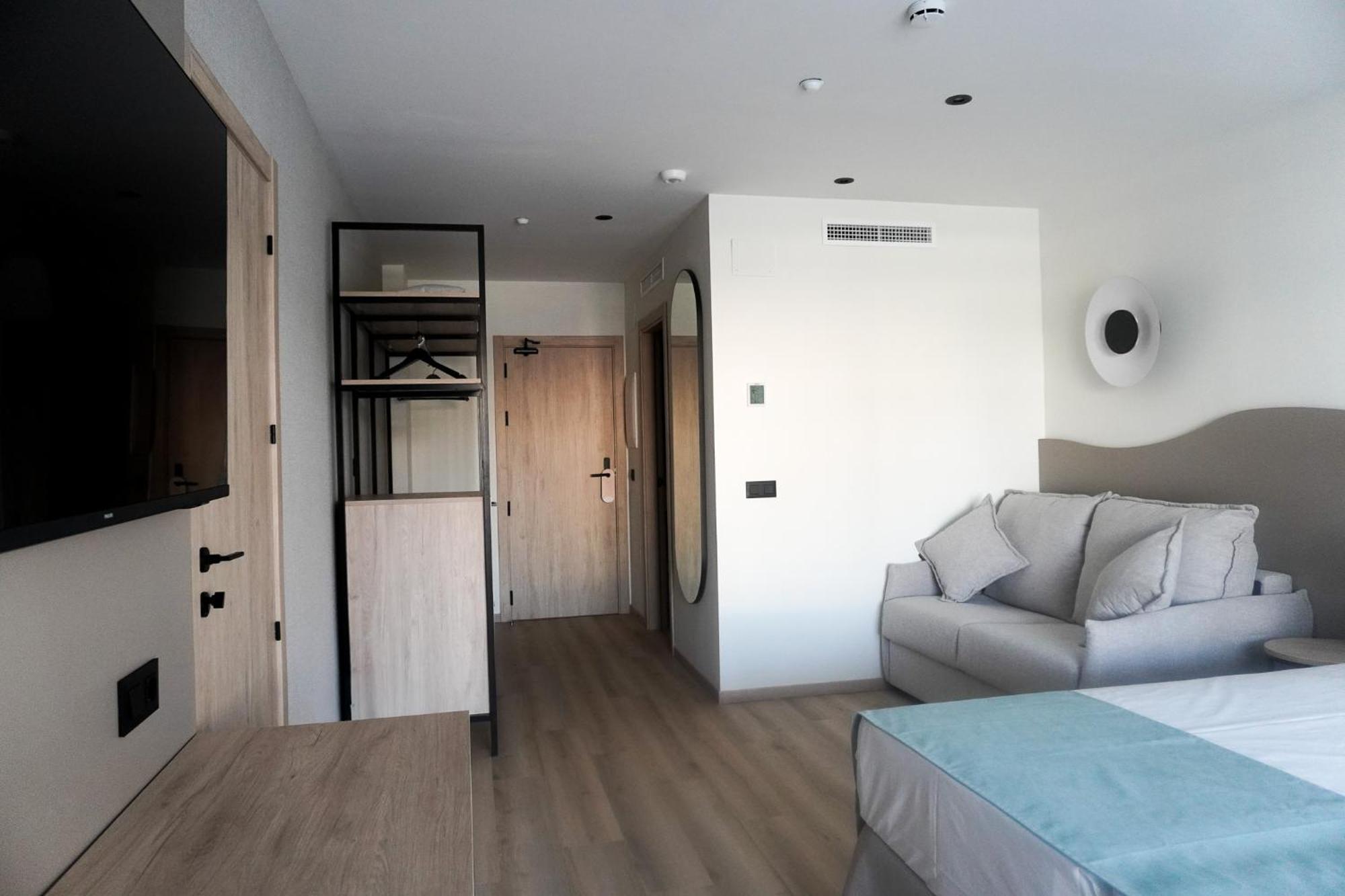 Chambre Triple (2 Adultes + 1 Enfant) - Vue sur Mer