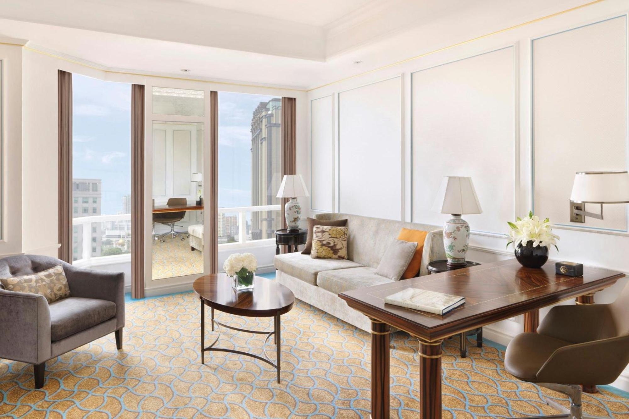 Junior King Suite