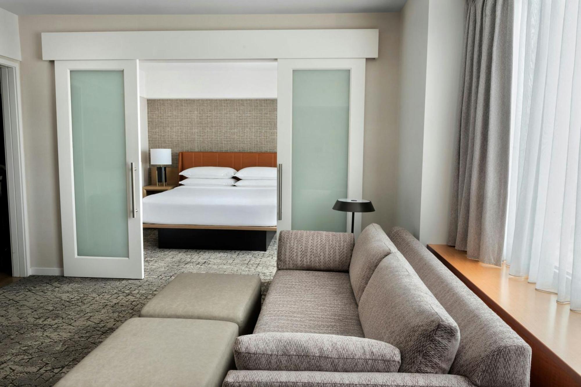 Junior River View Suite Junior Suite 1 King Sofa bed