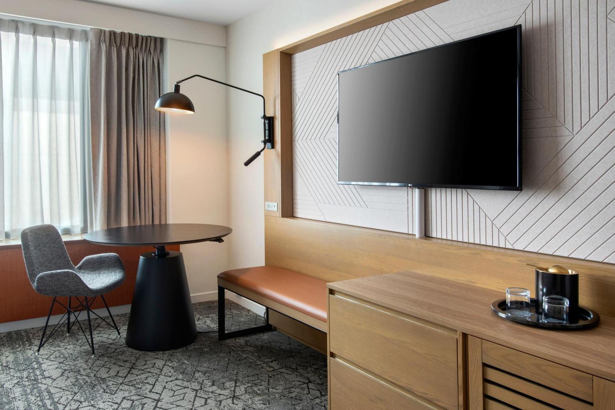 Premium King Room Charles River View Hearing Accessible