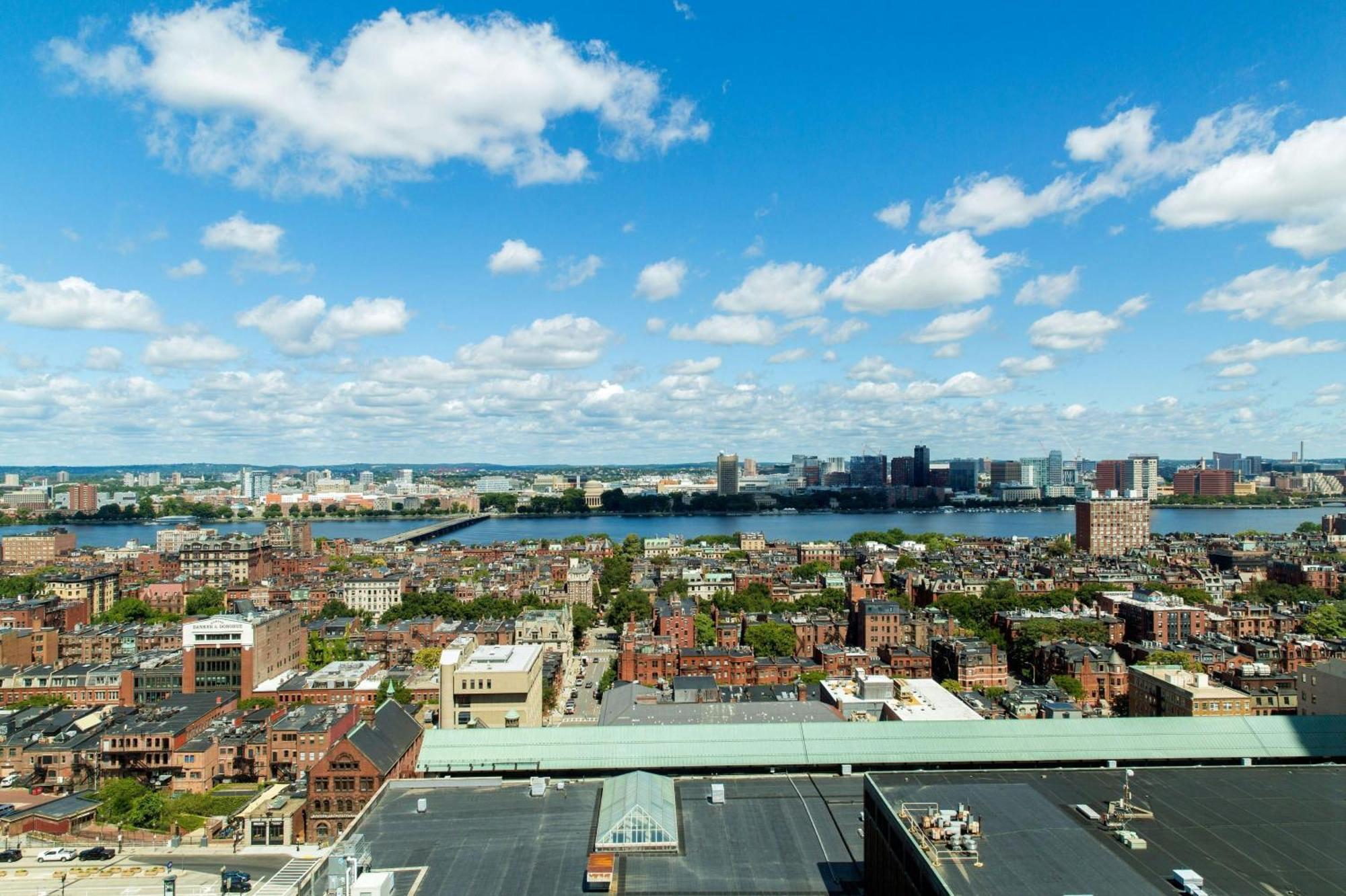 Premium King Room Charles River View Hearing Accessible