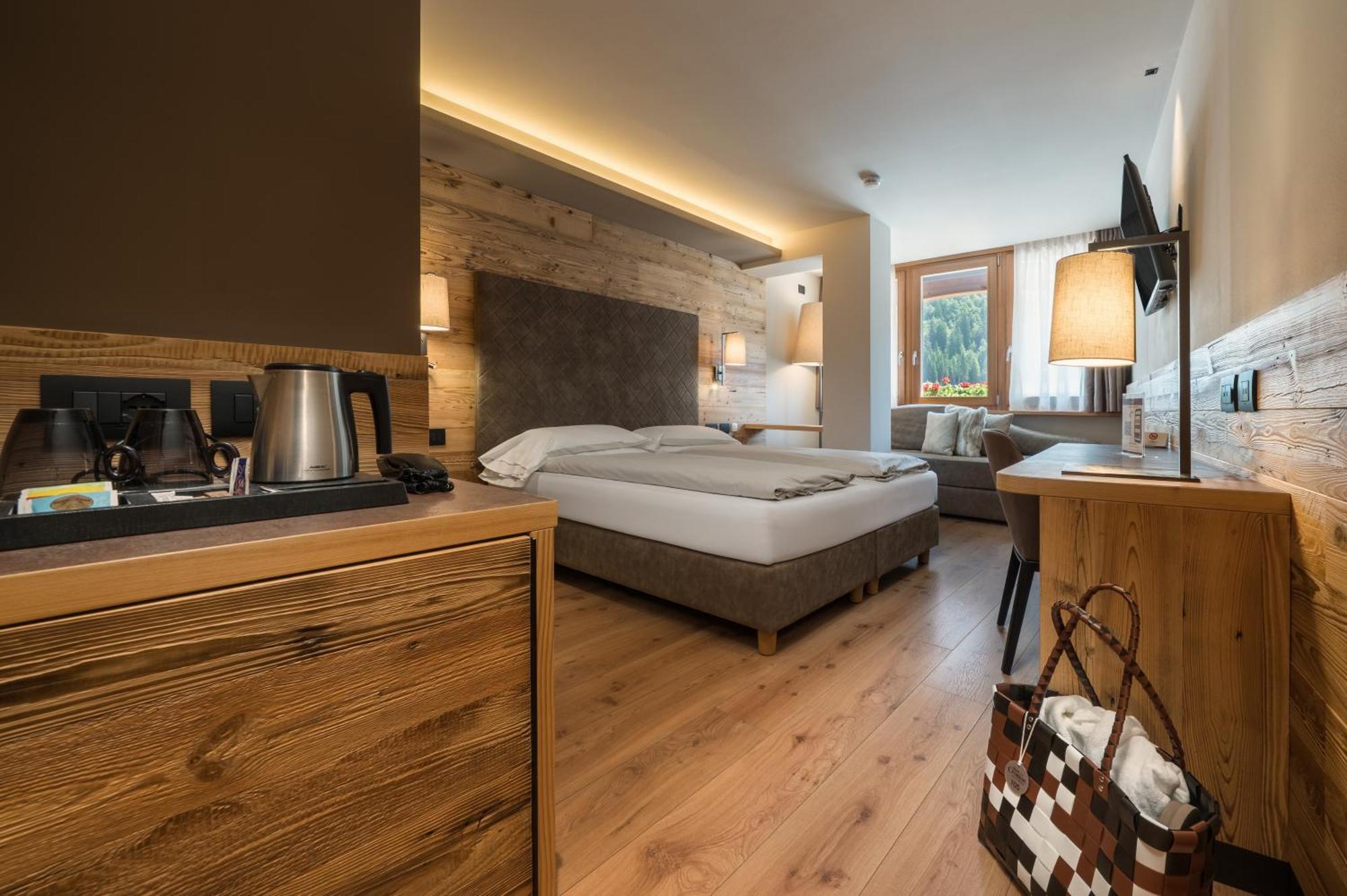 Double Room Mountain View