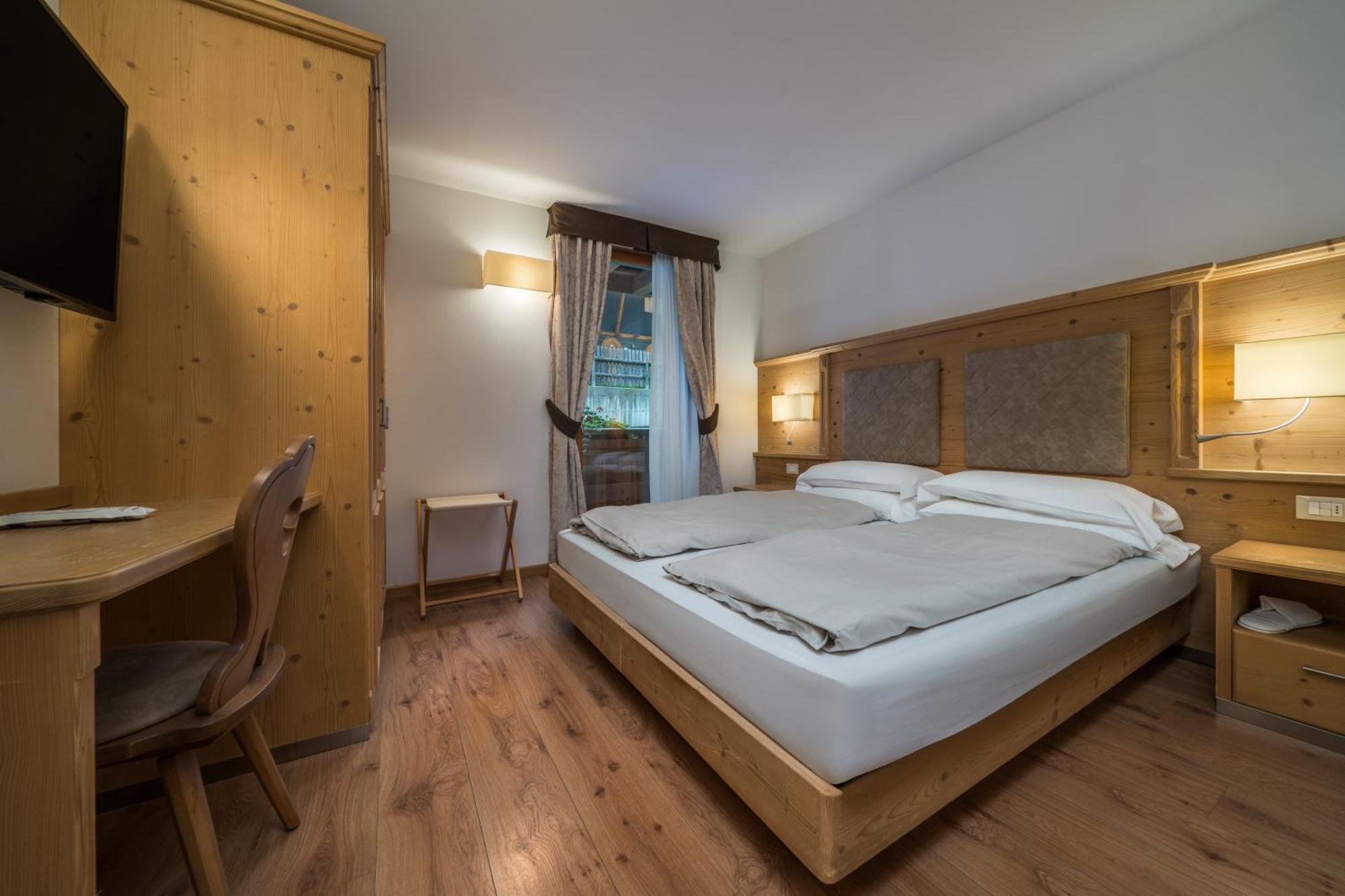 Two-Bedroom Suite Balcony Annex