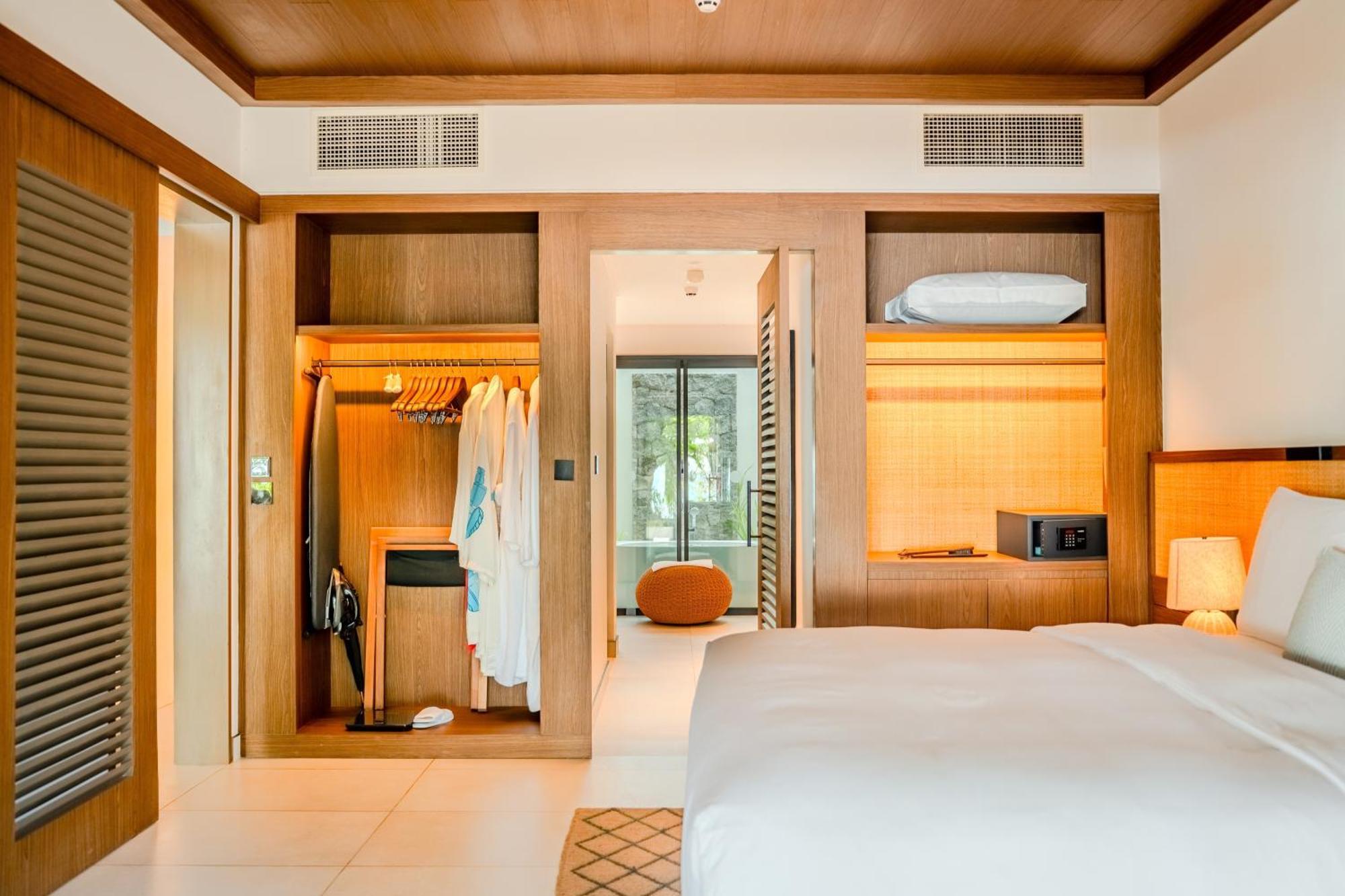 Four Bedroom Beach Pool Villa