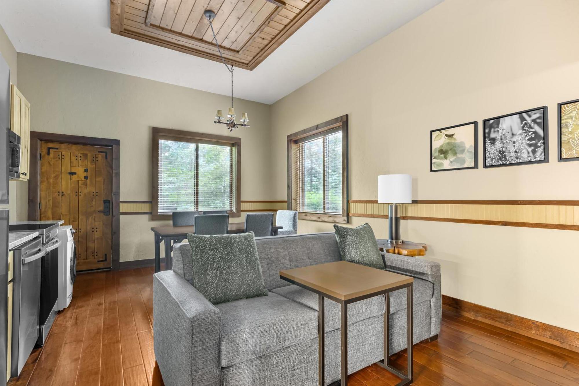 Two-Bedroom Lake View Suite with Two King Beds
