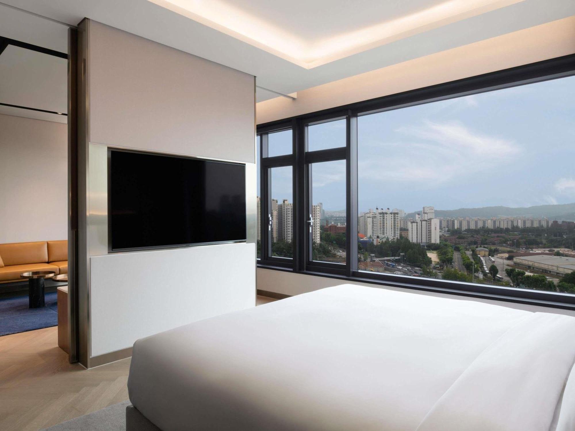 City King Suite