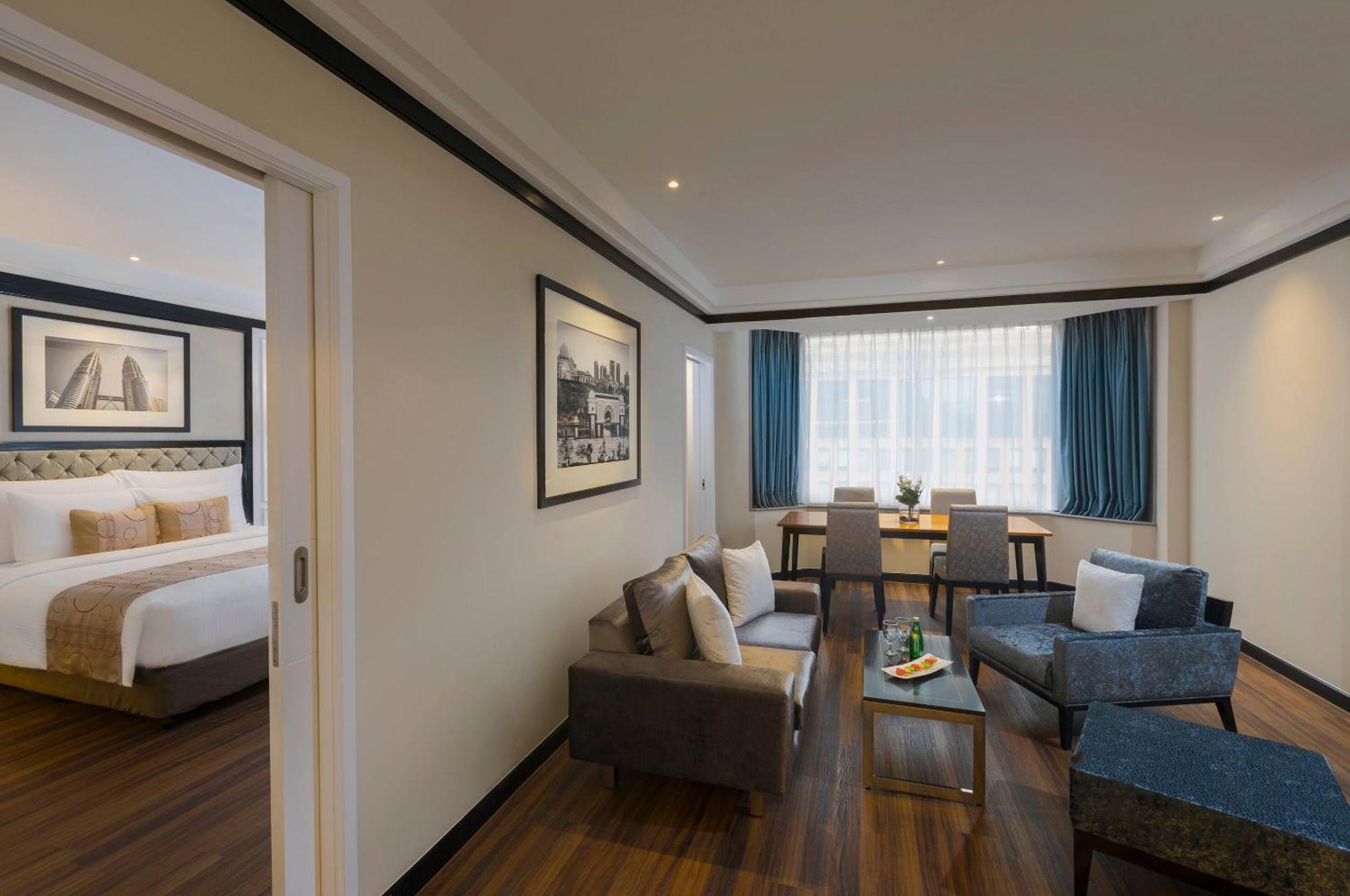 The Level Suite Executive Lounge Access