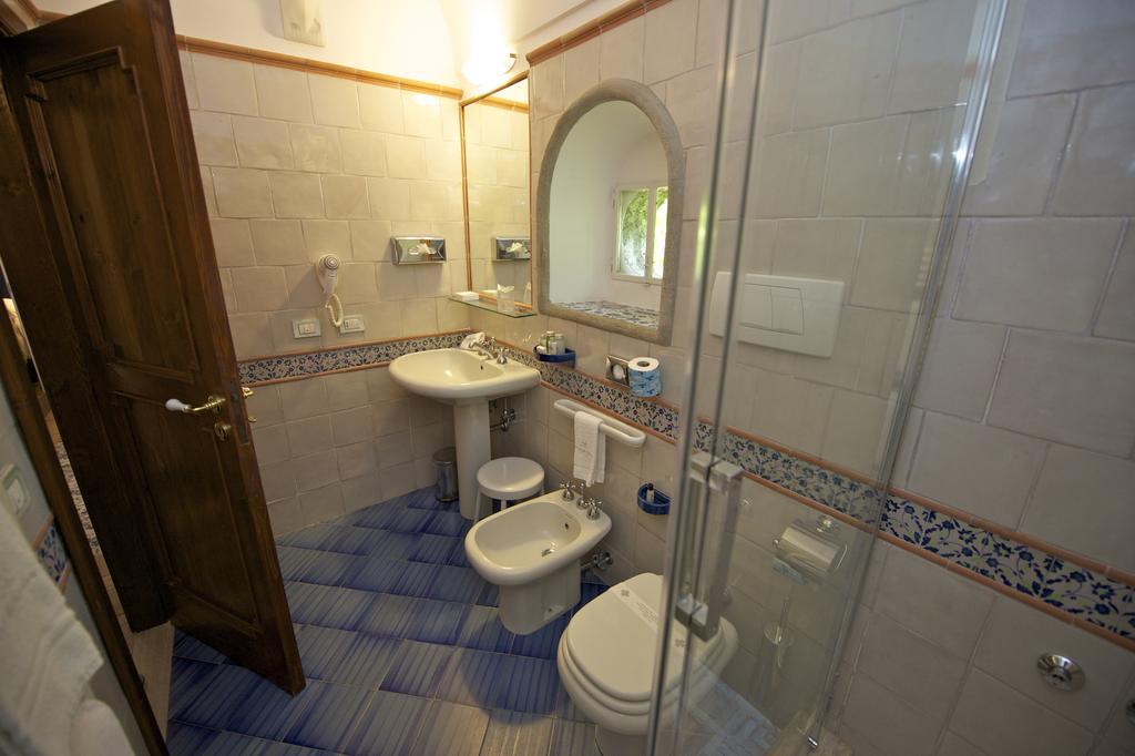 Classic Room,227229425:JPEG