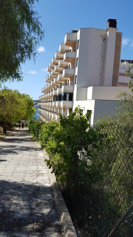 One-Bedroom Apartment,537515343:JPEG