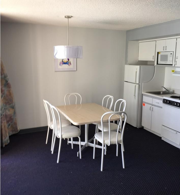 Deluxe Suite with Sea View - E5