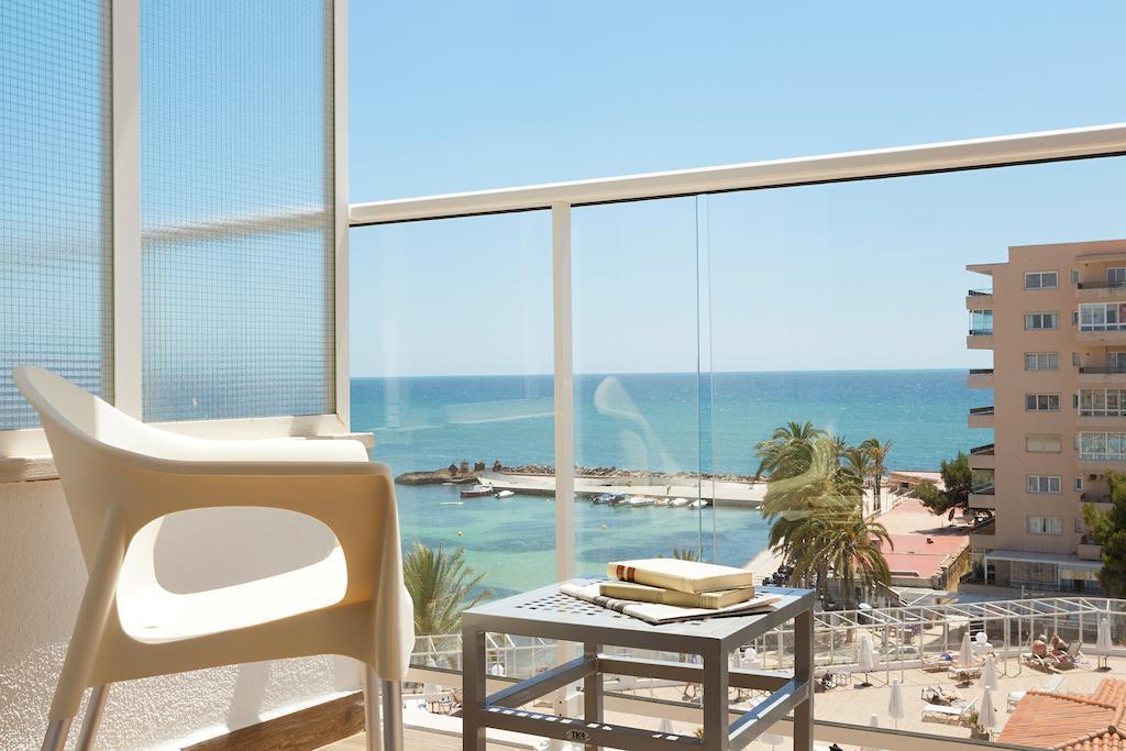 Twin Room Sea View