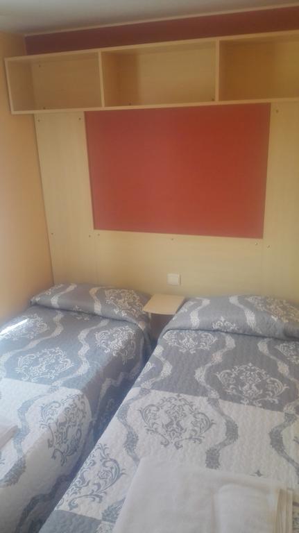 Mobile Home,257058705:JPEG