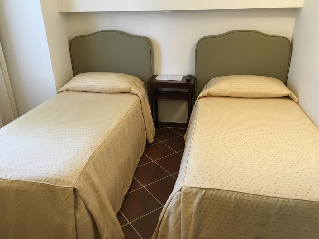 Standard Twin Room,257947209:JPEG
