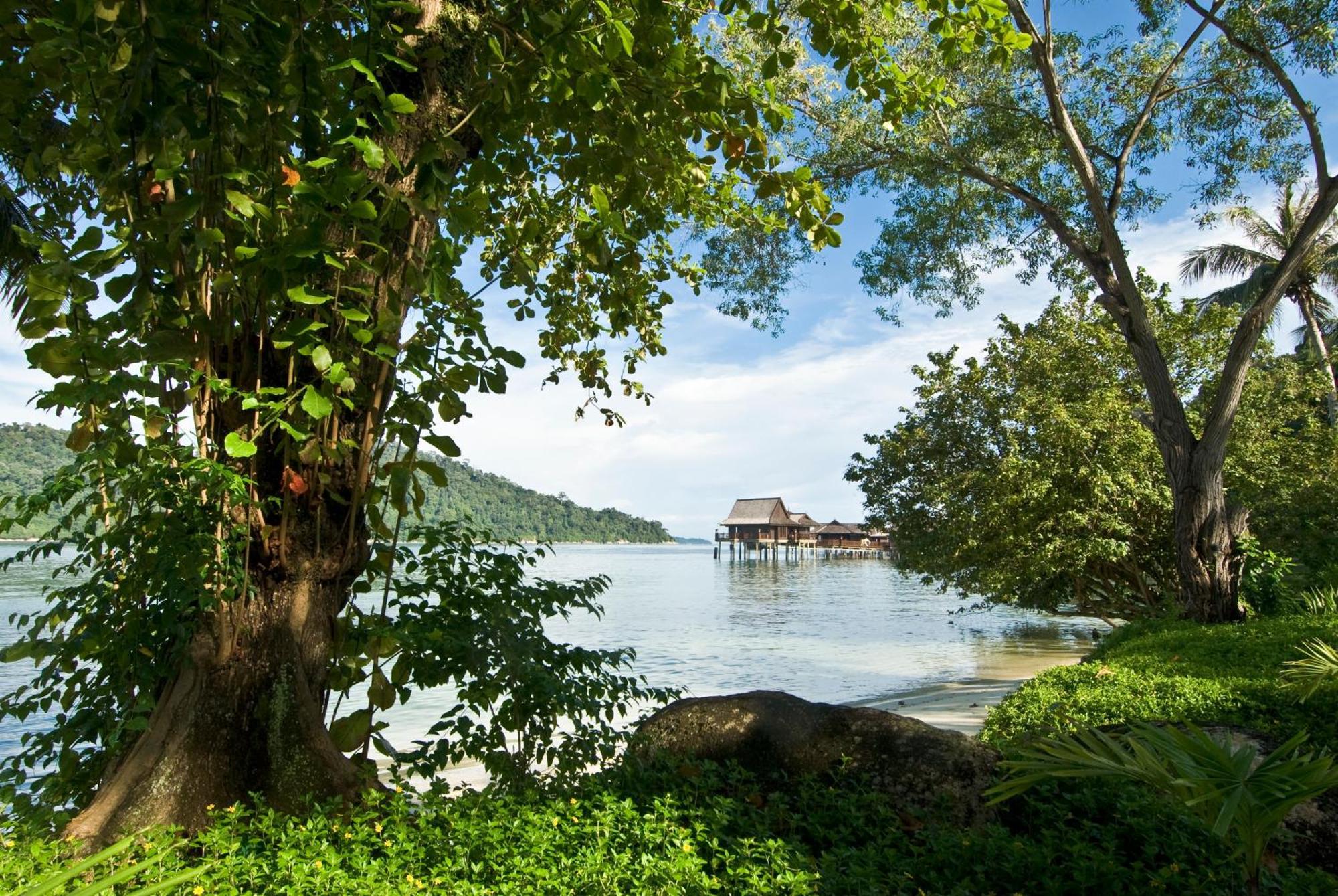 Sea Villa Speedboat Transfer & Resort Credit No Child allowed,1616877854:JPEG