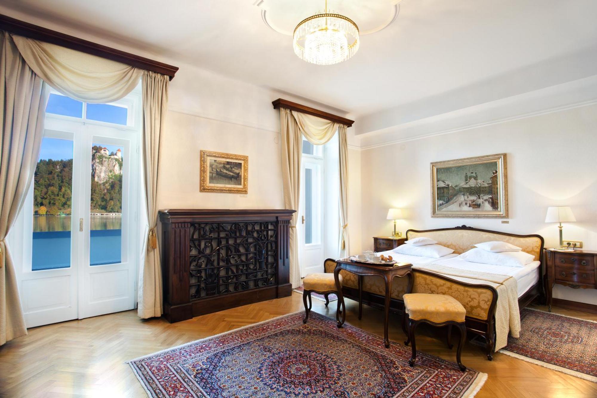 Deluxe Suite met Balkon en Uitzicht op het Meer