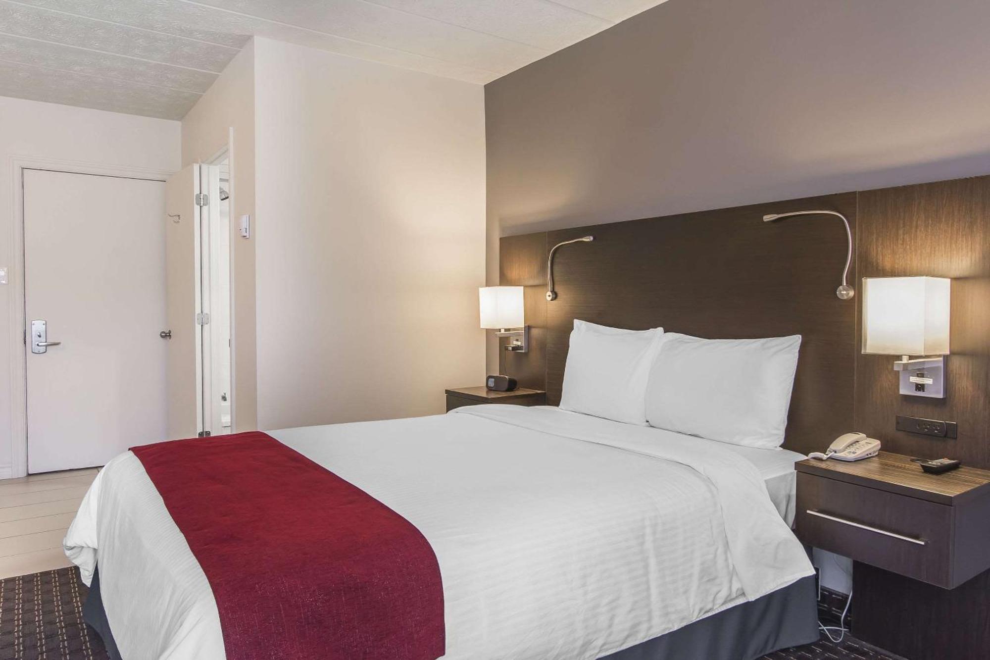 Chambre Lit Queen-Size - Non-Fumeurs