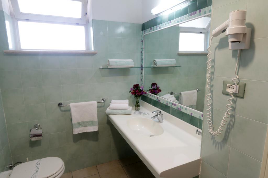Junior Suite,1771558165:JPEG