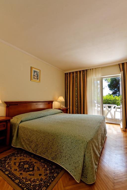 Hébergement Confort Double avec Balcon - Côté Mer