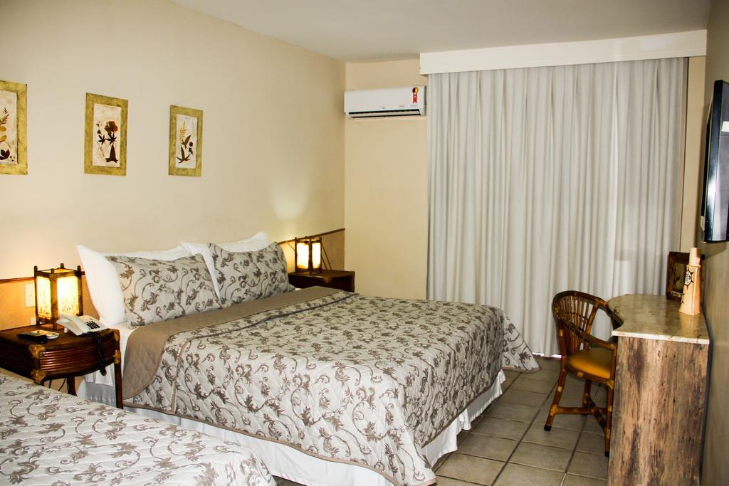 Honeymoon Suite