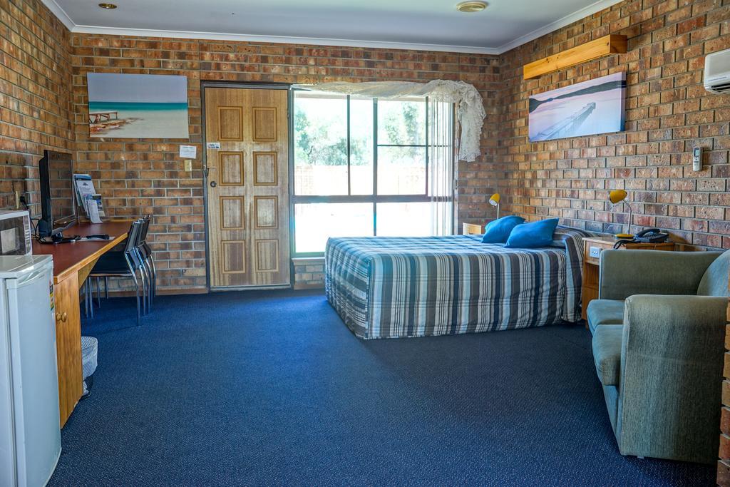 Deluxe Double or Twin Room - Pool View