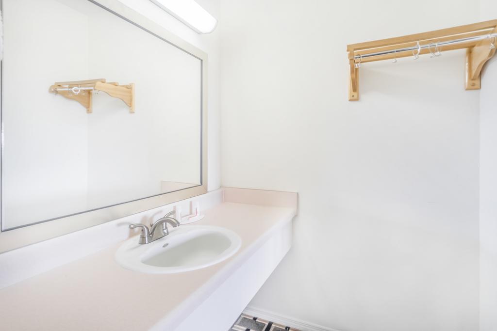 Double Room with Two Double Beds - Smoking