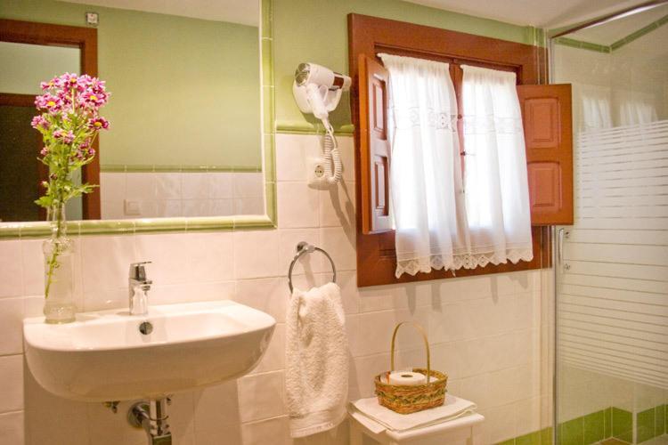 Three-Bedroom Apartment,38915587:JPEG