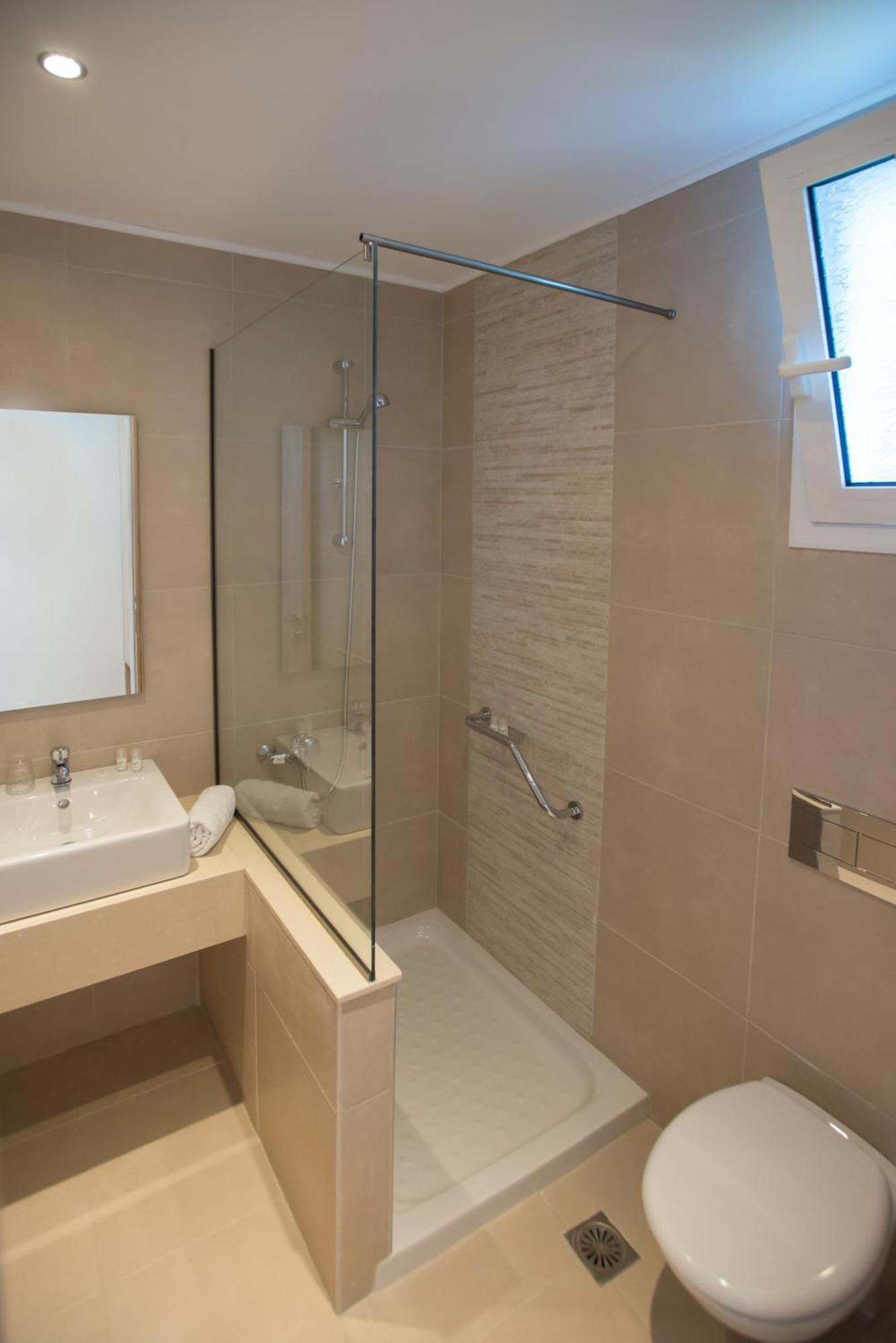 Superior Double Room with Pool View