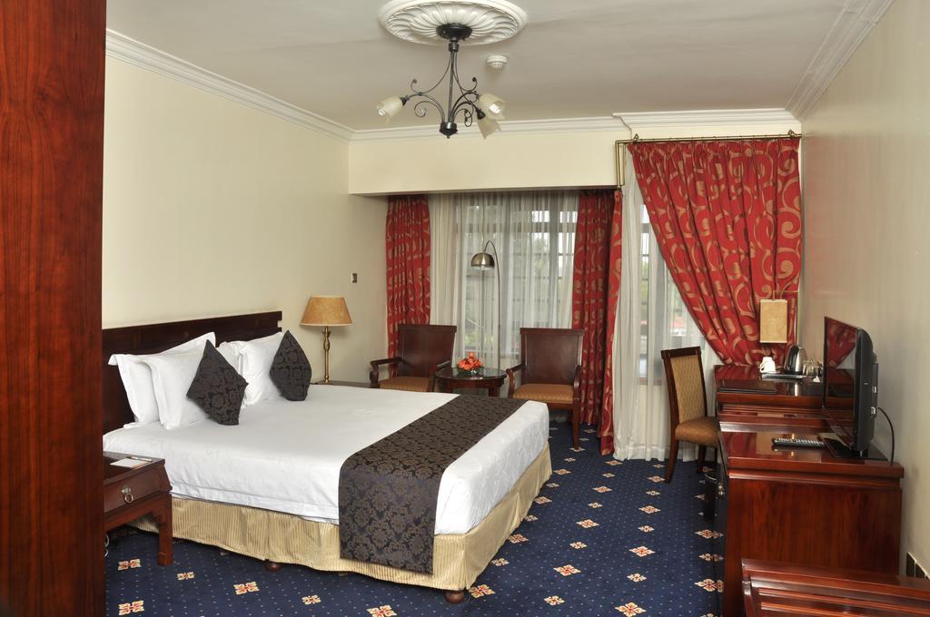 Superior Queen Room