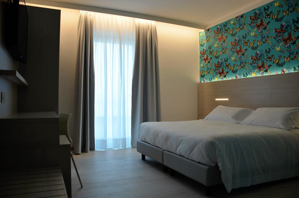 Double Room with Lake View