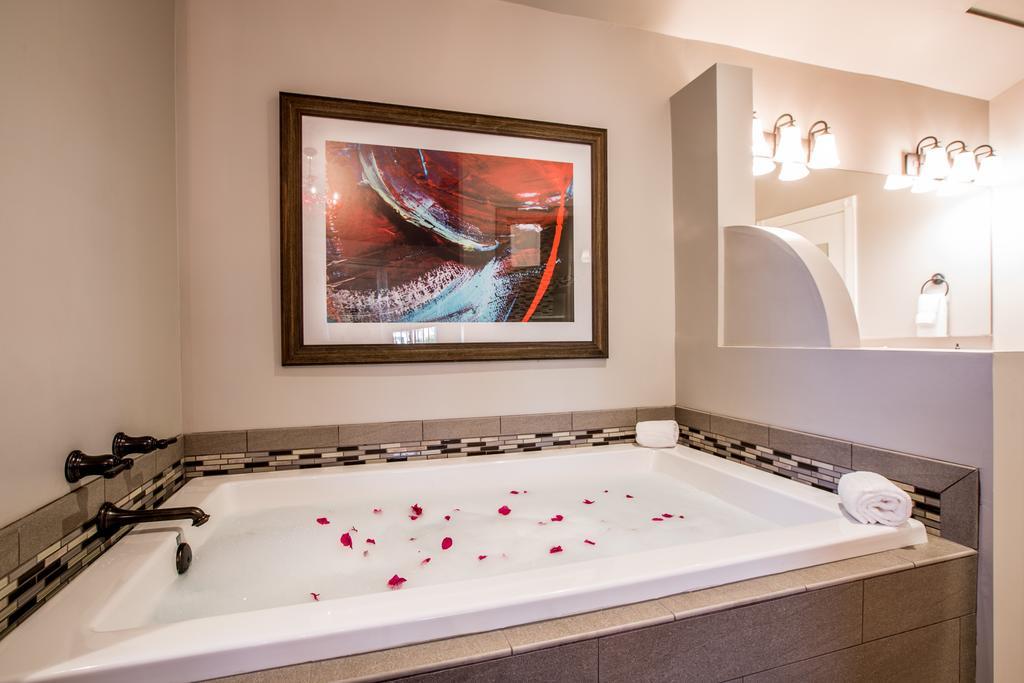 Superior Lake View Room
