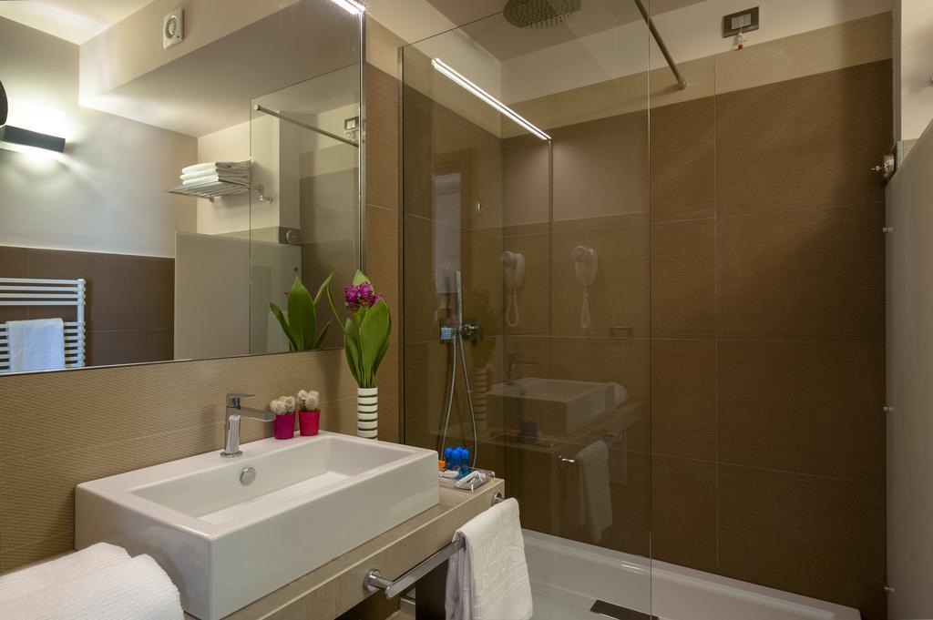 Superior Double Room Spa,736123579:JPEG