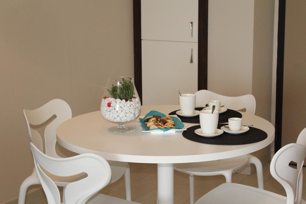 Superior One-Bedroom Apartment,710459896:JPEG