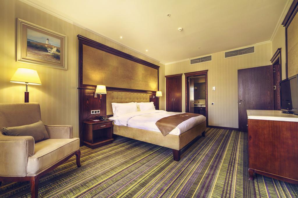 King Suite