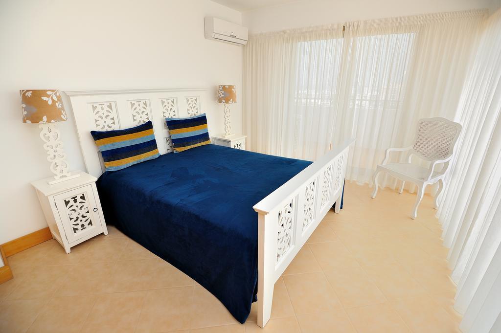 Apartamento com 4 Quartos