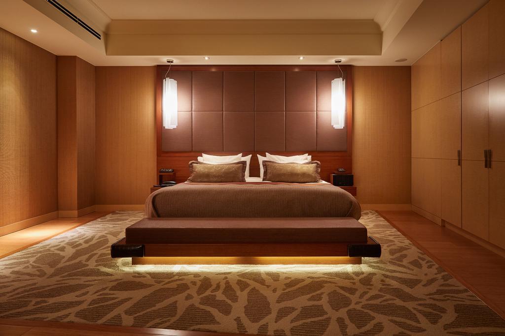 Superior King Suite - Non-Smoking