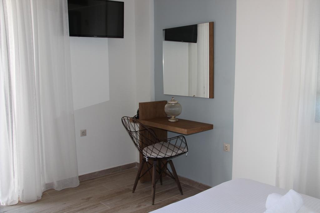 Junior Suite met Uitzicht op het Zwembad