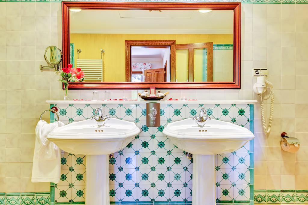 Superior Double Room Mountain View