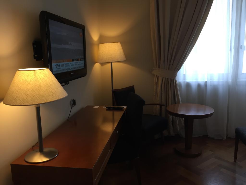 Standard Twin Room with Internal View