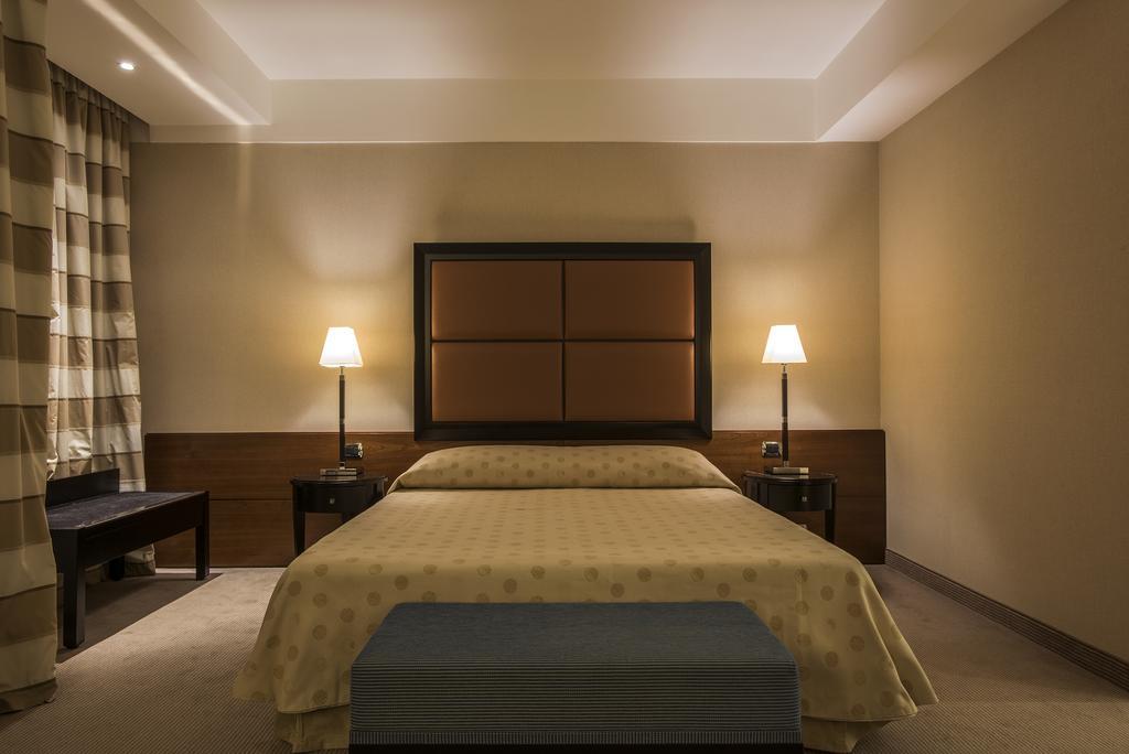Quarto Deluxe com Cama de Casal ou 2 de Solteiro e Vista da Cidade