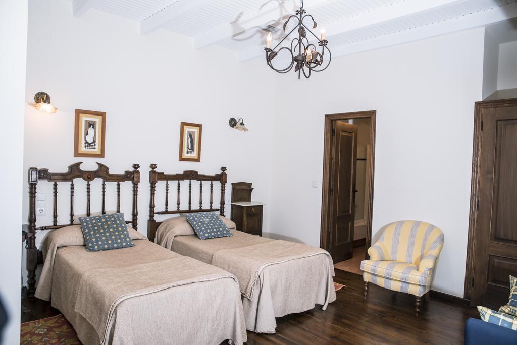 Triple Room,1584403709:JPEG