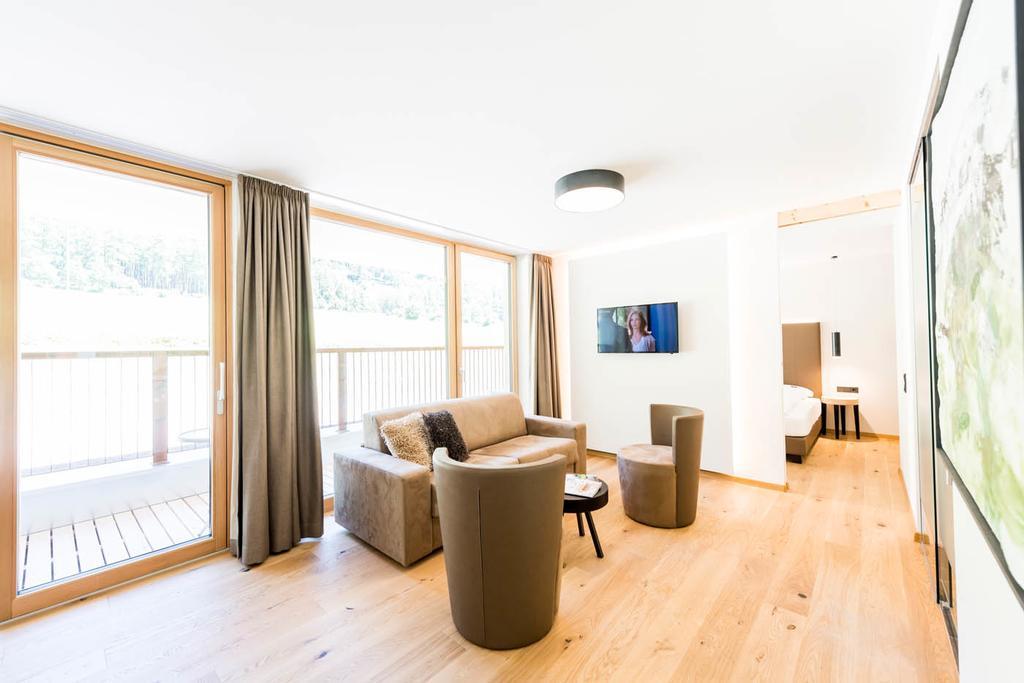 Family Room,1146941941:JPEG