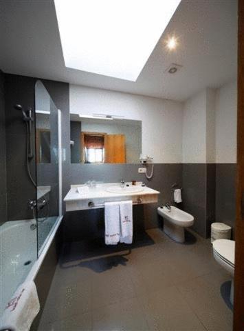 Apartment,1356076664:JPEG