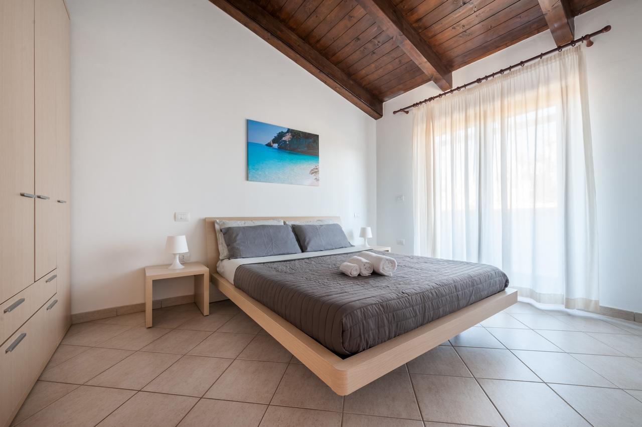 One-Bedroom Apartment,517280937:JPEG