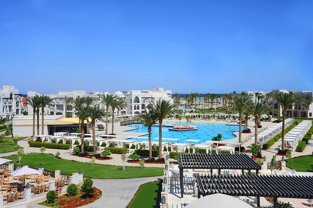 Deluxe Family Pool View,1282671781:JPEG